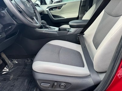 2025 Toyota RAV4 XLE AWD
