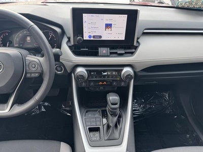 2025 Toyota RAV4 XLE AWD