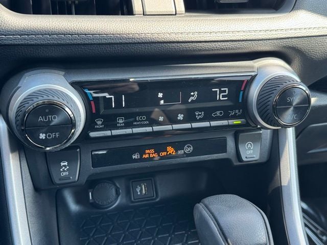 2025 Toyota RAV4 XLE AWD