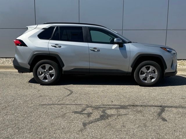2025 Toyota RAV4 XLE AWD