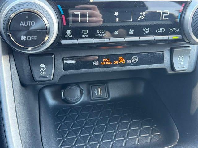 2025 Toyota RAV4 XLE AWD