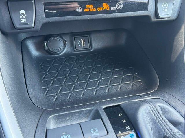 2025 Toyota RAV4 XLE AWD