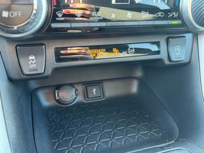 2022 Toyota RAV4 XLE AWD