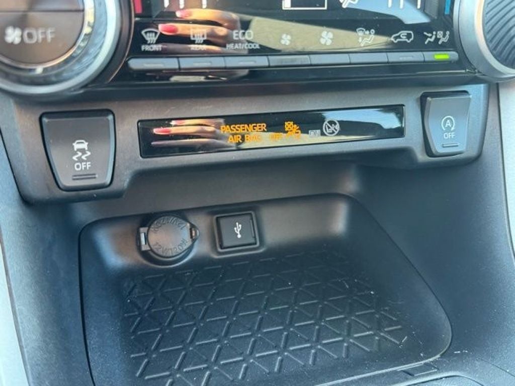 2022 Toyota RAV4 XLE AWD