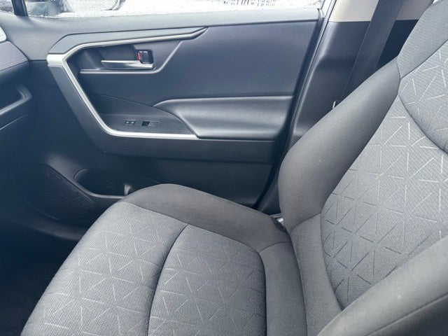 2022 Toyota RAV4 XLE AWD