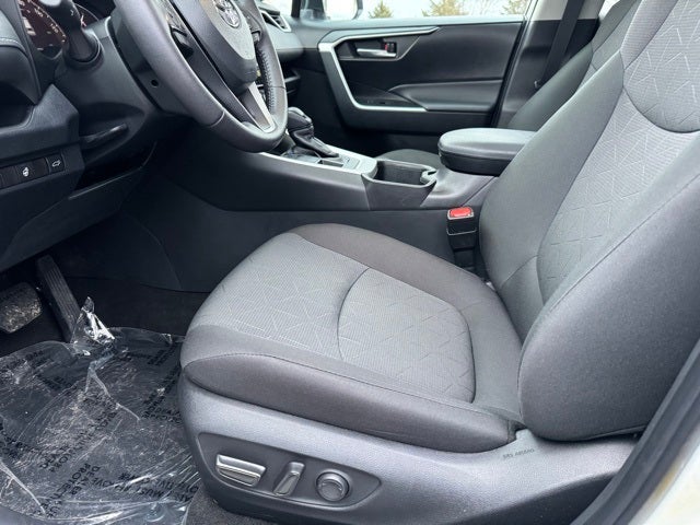 2023 Toyota RAV4 XLE AWD