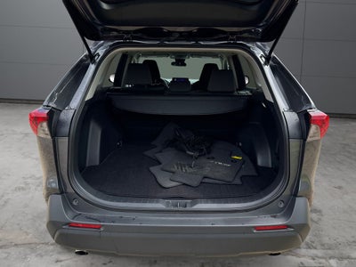 2024 Toyota RAV4 XLE AWD
