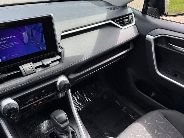 2024 Toyota RAV4 XLE AWD