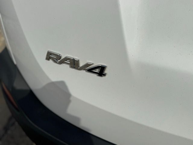 2015 Toyota RAV4 XLE AWD