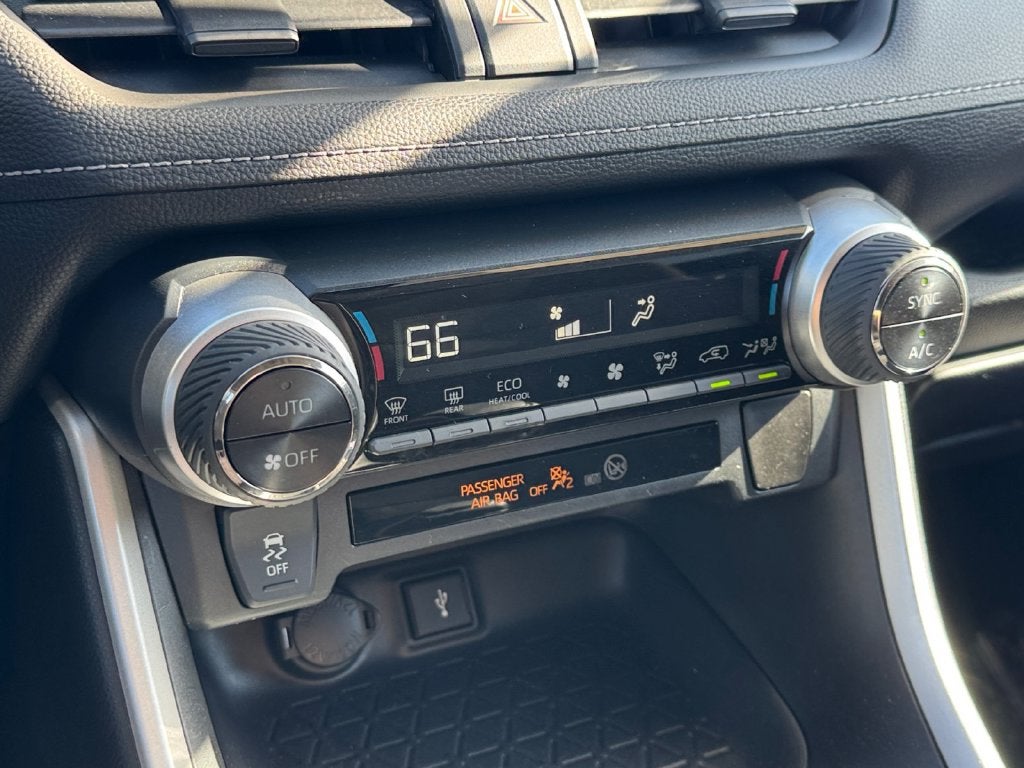 2020 Toyota RAV4 Hybrid XLE AWD