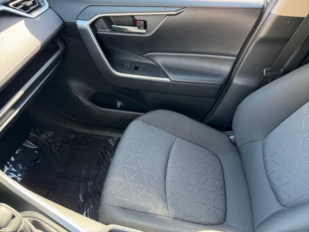 2020 Toyota RAV4 Hybrid XLE AWD