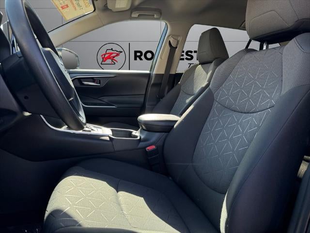 2020 Toyota RAV4 Hybrid XLE AWD