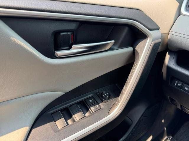 2022 Toyota RAV4 Hybrid XLE AWD
