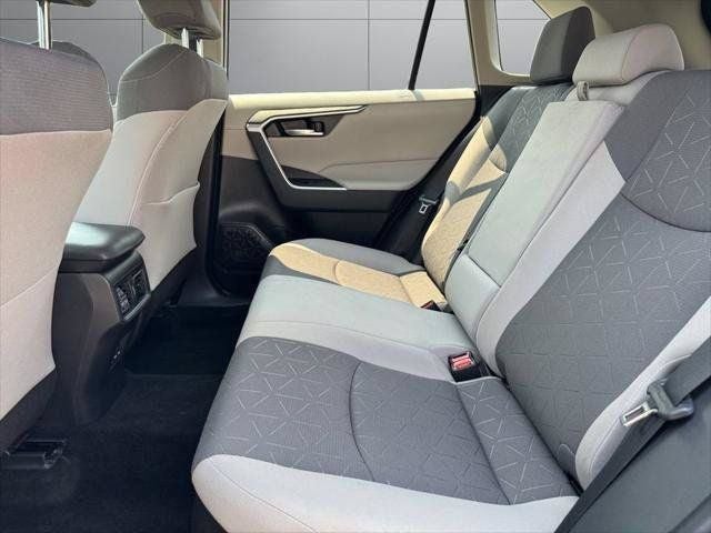 2022 Toyota RAV4 Hybrid XLE AWD