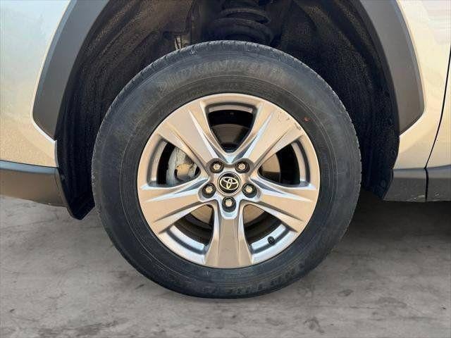2022 Toyota RAV4 Hybrid XLE AWD