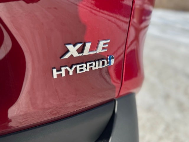 2024 Toyota RAV4 Hybrid XLE AWD