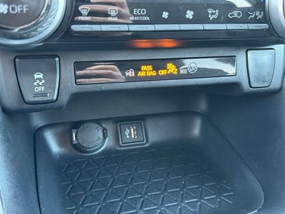 2025 Toyota RAV4 Hybrid XLE AWD