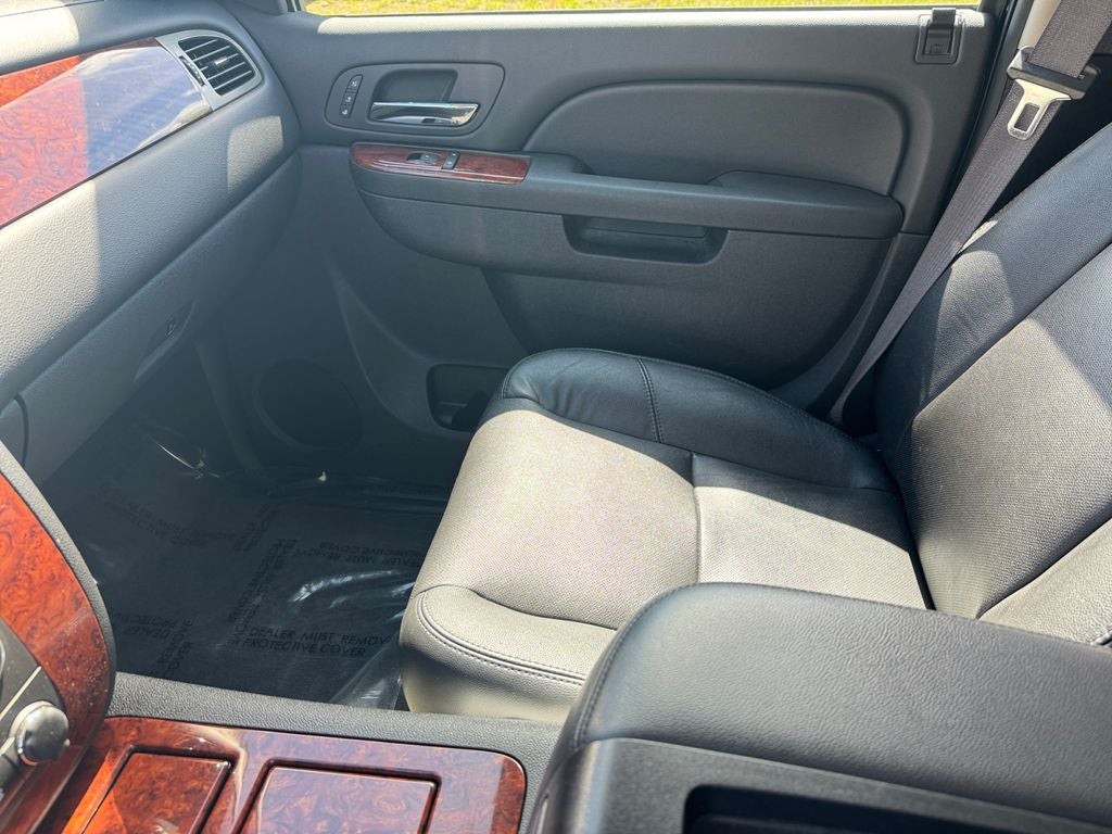 2013 Chevrolet Avalanche 1500 LTZ 4WD