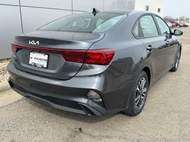 2024 Kia Forte LXS FWD