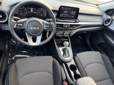 2024 Kia Forte LXS FWD