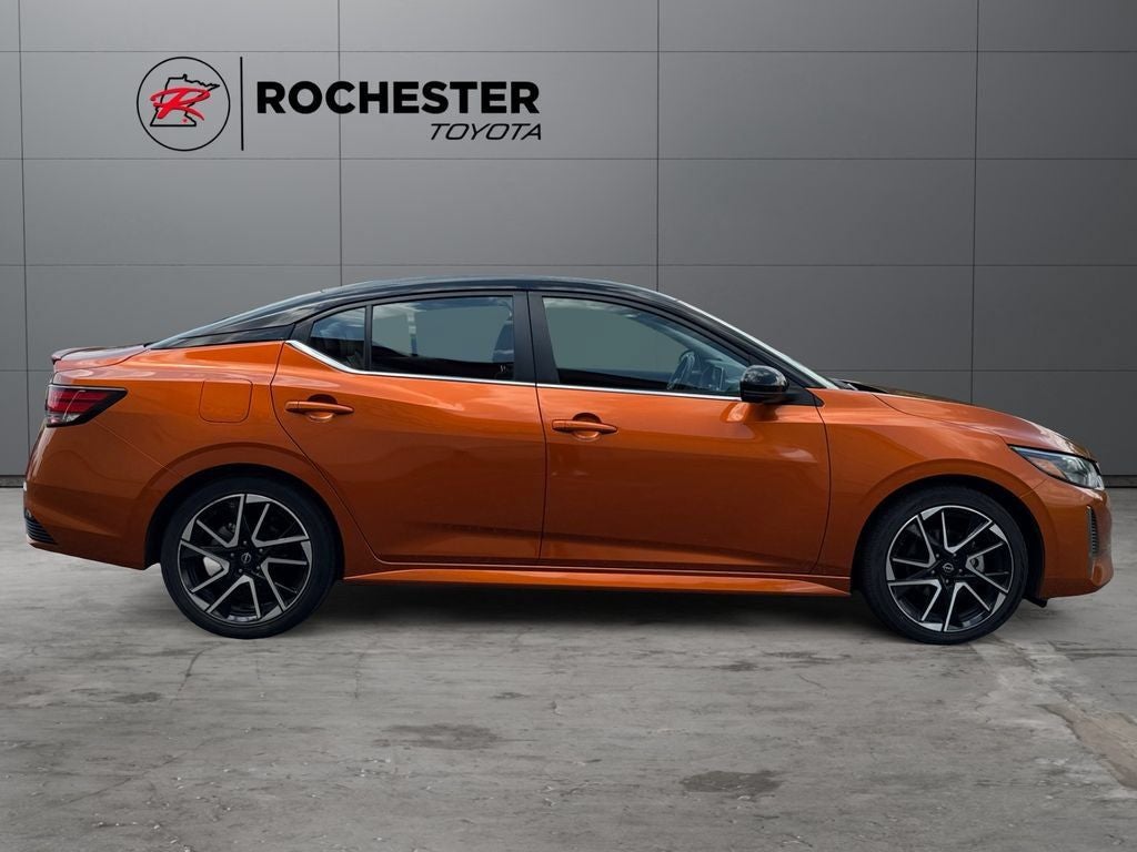 2025 Nissan Sentra SR FWD