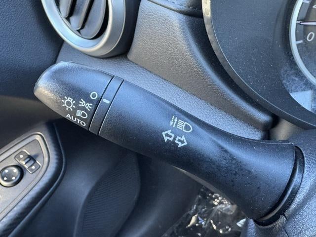 2024 Nissan Versa 1.6 S FWD