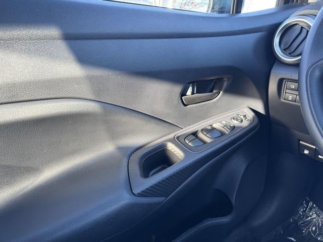 2024 Nissan Versa 1.6 S FWD