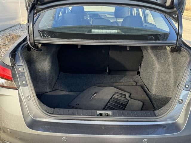 2024 Nissan Versa 1.6 S FWD