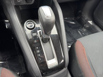 2020 Nissan Versa 1.6 SR FWD