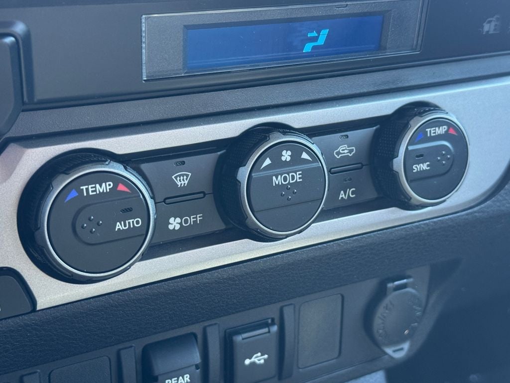 2022 Toyota Tacoma SR5 V6