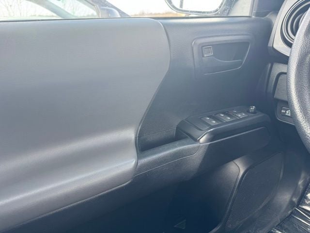 2020 Toyota Tacoma SR V6