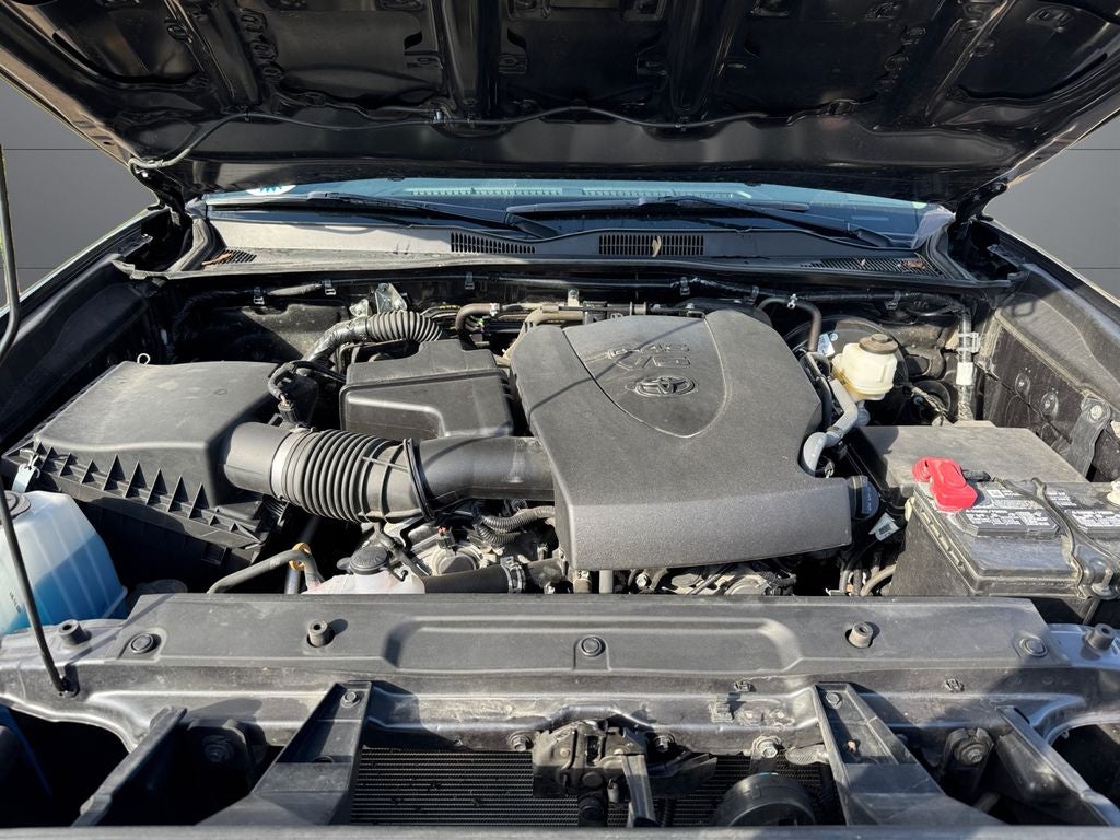 2020 Toyota Tacoma SR5 V6
