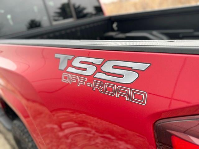 2022 Toyota Tacoma SR V6 - TSS OFF ROAD PACKAGE