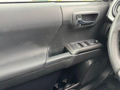 2022 Toyota Tacoma TRD Off-Road V6