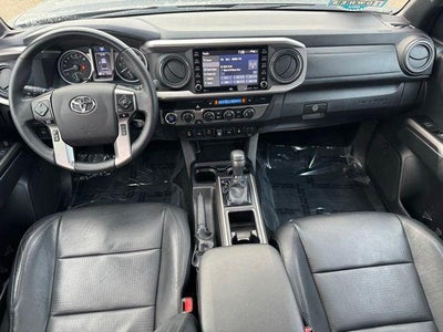 2022 Toyota Tacoma Limited V6