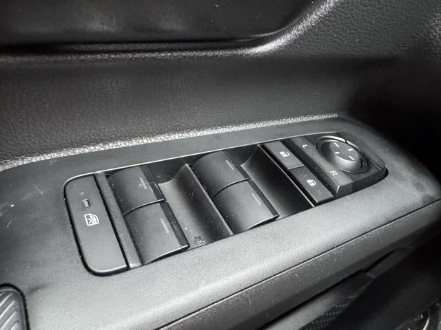 2024 Toyota Tacoma SR5 RWD