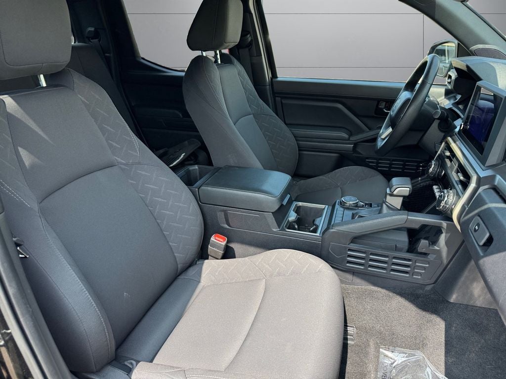 2024 Toyota Tacoma SR5 4WD