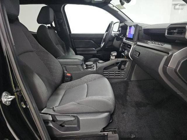2024 Toyota Tacoma SR5 4WD