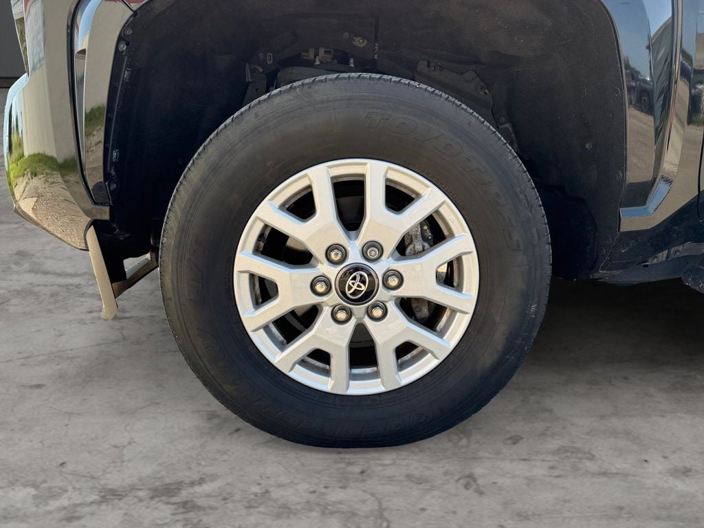 2024 Toyota Tacoma SR5 4WD