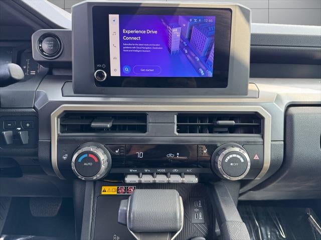 2024 Toyota Tacoma SR5 4WD