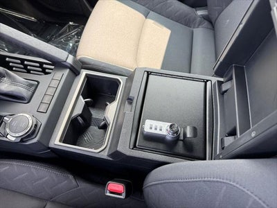 2024 Toyota Tacoma SR5 4WD