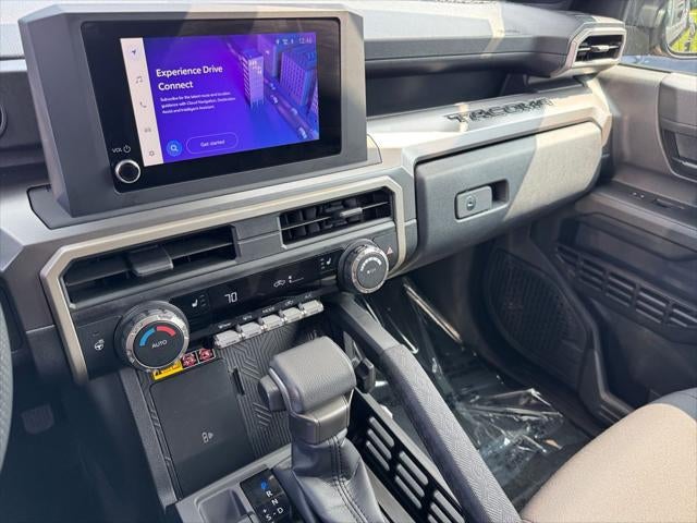 2024 Toyota Tacoma SR5 4WD