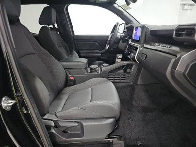 2024 Toyota Tacoma SR5 4WD