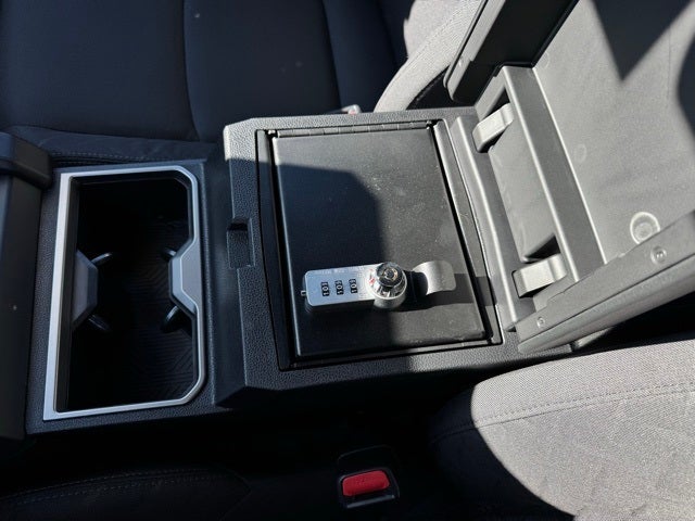 2025 Toyota Tacoma SR5 4WD