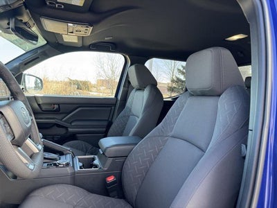 2025 Toyota Tacoma SR5 4WD