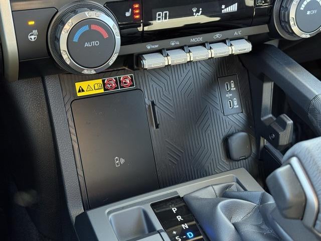 2025 Toyota Tacoma SR5 4WD