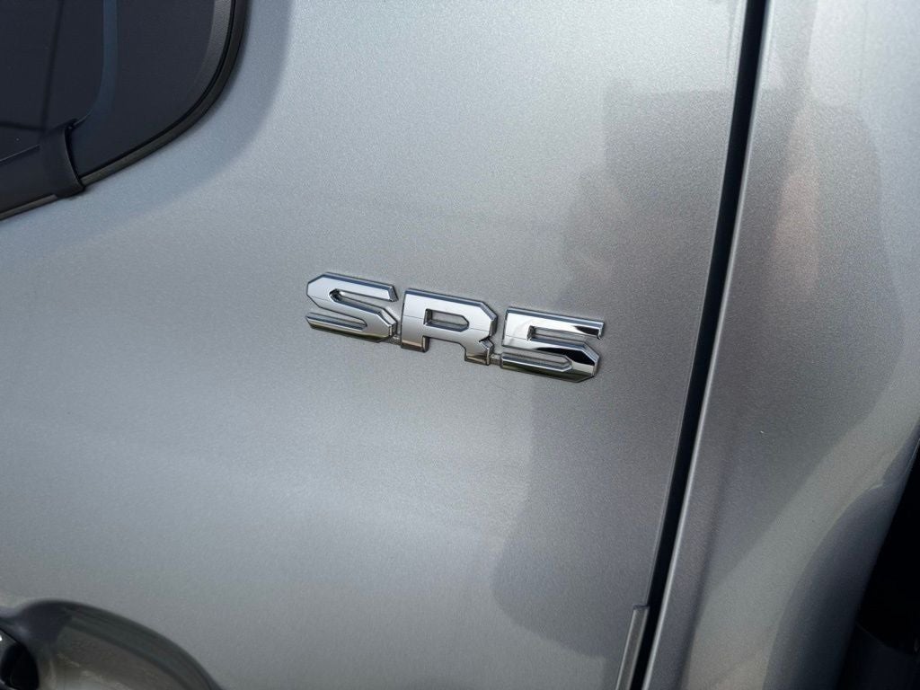2024 Toyota Tacoma SR5 4WD