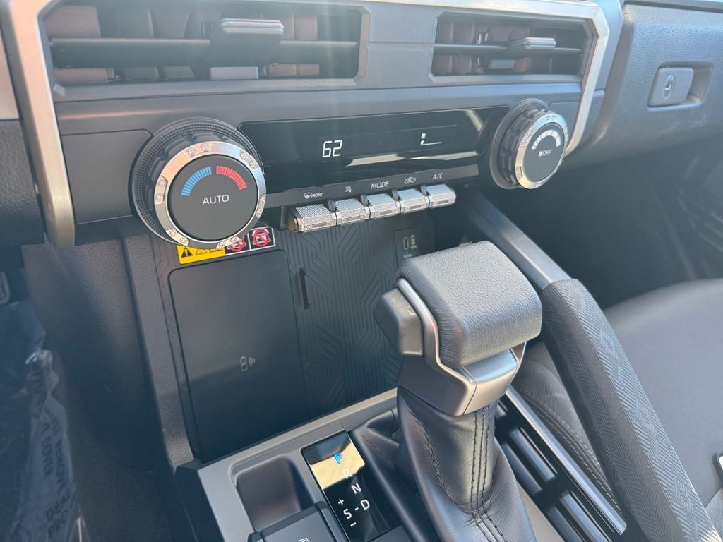 2025 Toyota Tacoma SR5 4WD