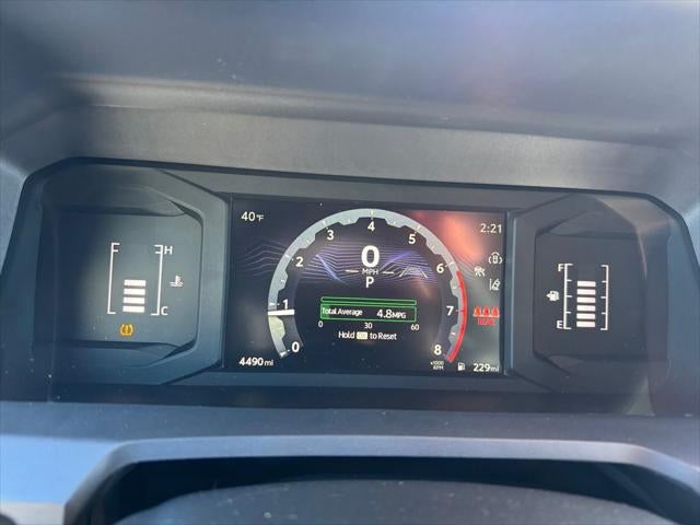 2025 Toyota Tacoma SR5 4WD