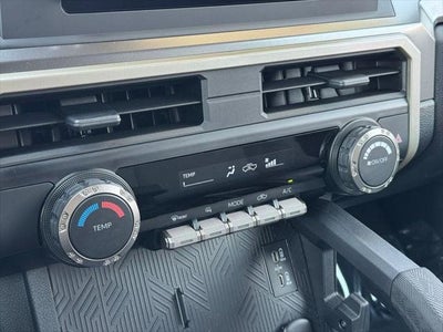 2025 Toyota Tacoma SR5 4WD